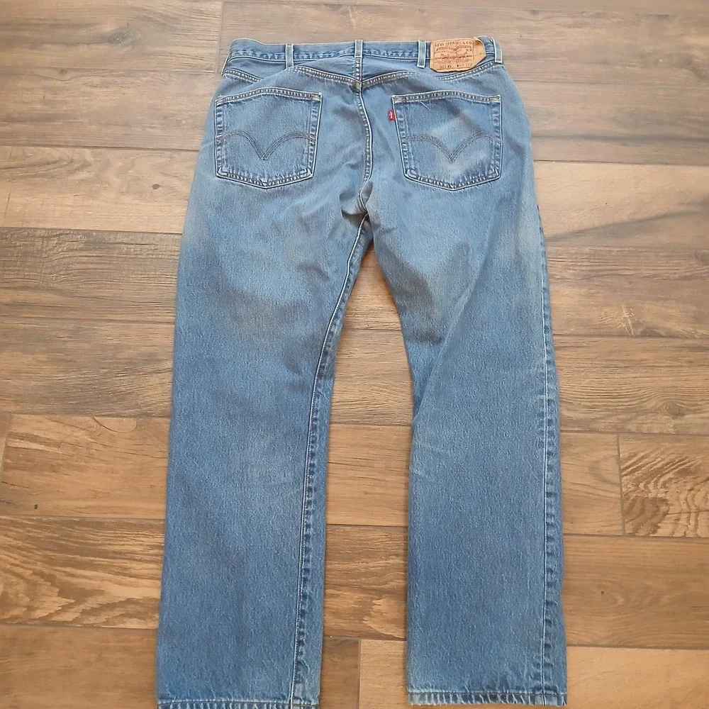 Vintage Levi's 501 Jeans Men 40x34 (FITS 36x30) Blue Button Fly Straight Leg Y2K